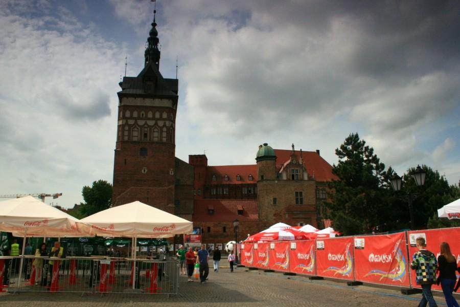 Wieża Więzienna i.. strefa kibica:P