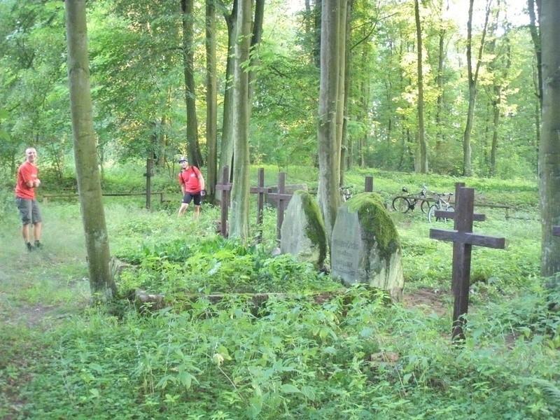 Groby Von Tresków we Wierzonce