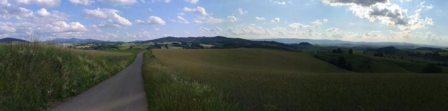 I jeszcze jedna panorama w stronę Jaszkowej.