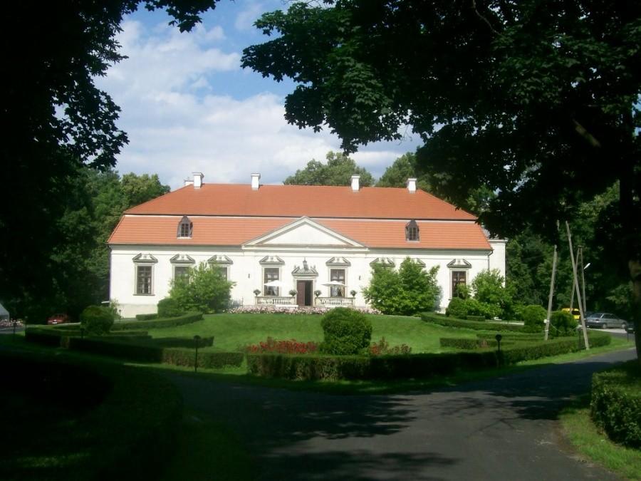dom pracy twórczej w Oborach