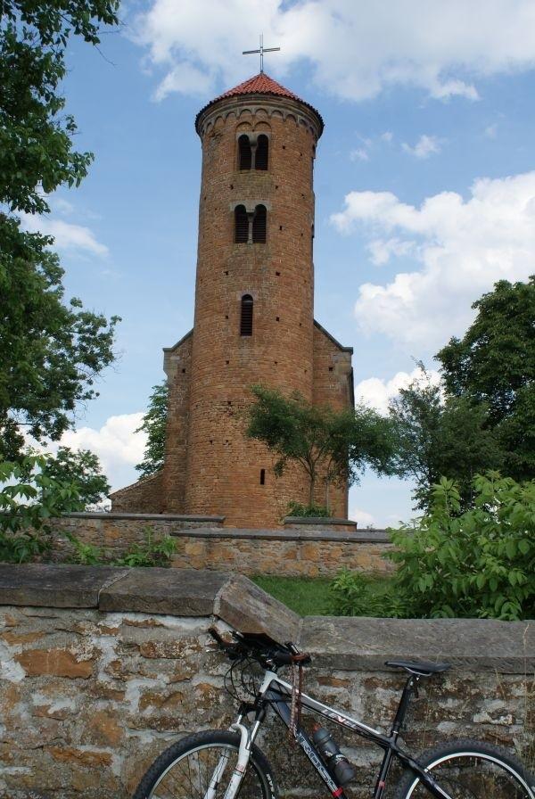 kościółek św. Idziego w Inowłodzu