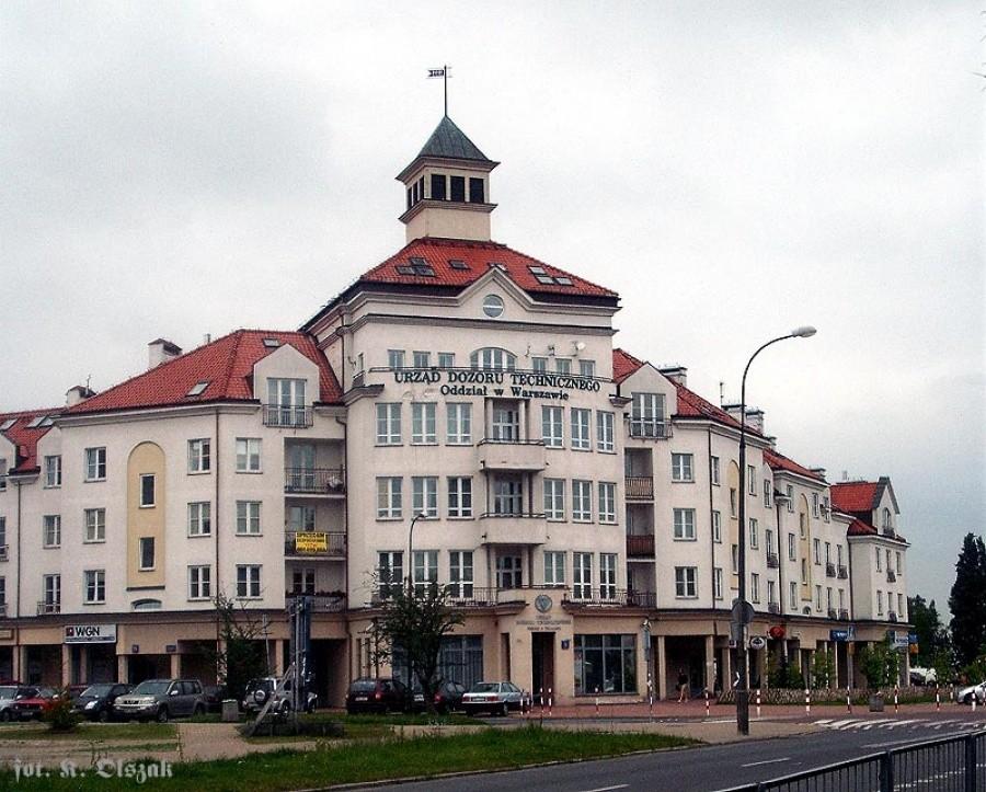 Urząd w "pałacu"
