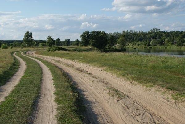polną ścieżynką do domu