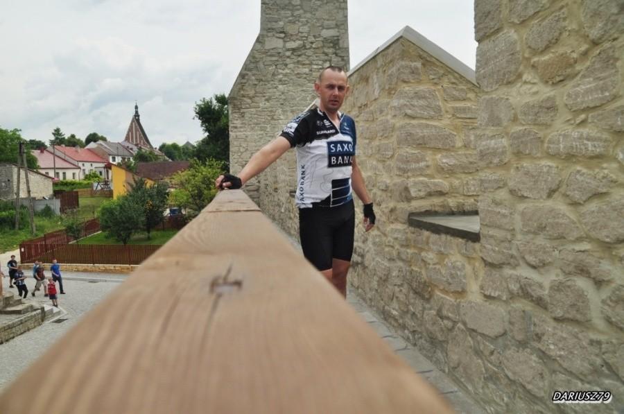 Szydłów - Mur obronne i ja :)