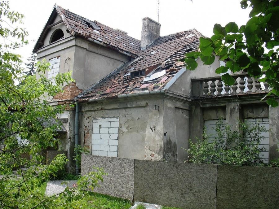Młociny - dom na Dzierżoniowskiej