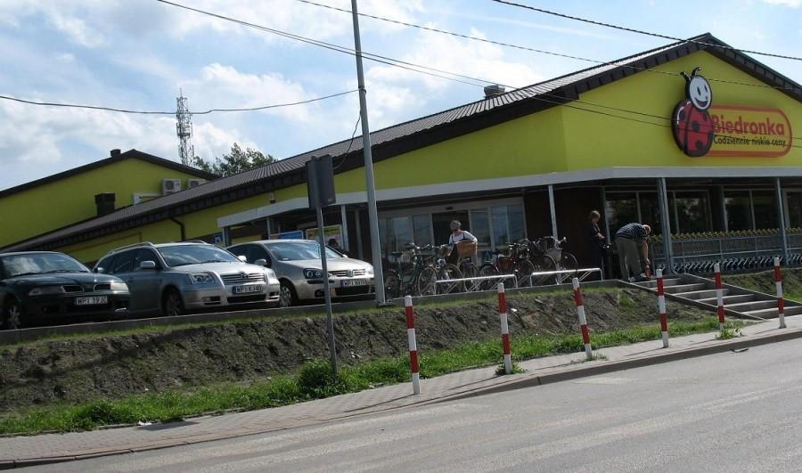 nowa Biedronka w Piasecznie na Dworcowej