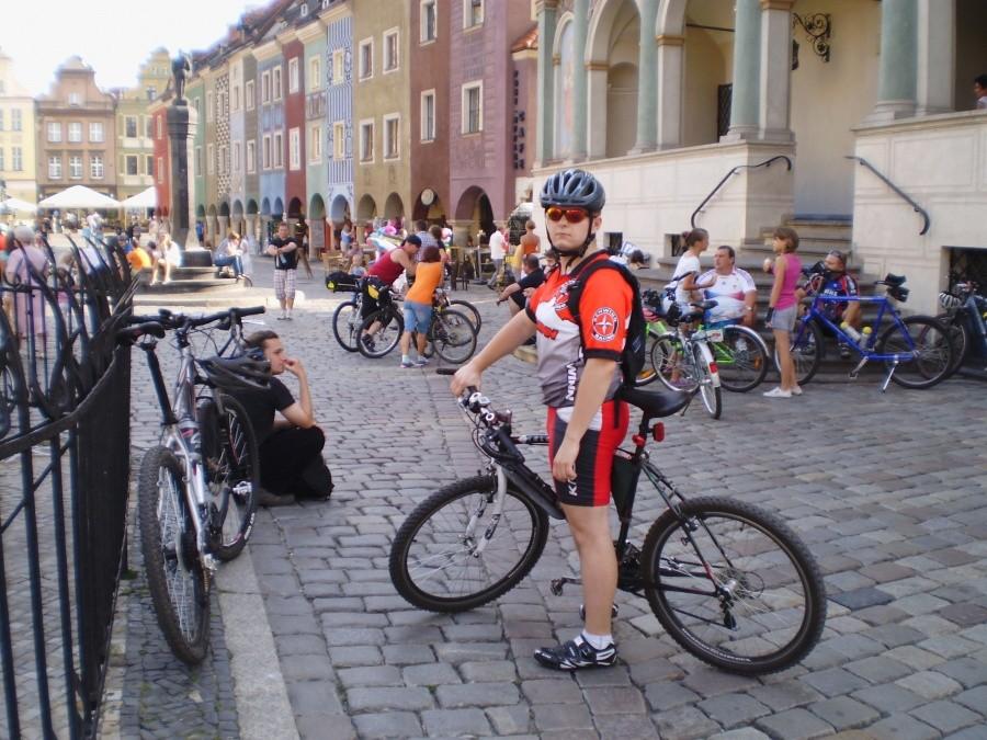 Poznańska Masa Krytyczna - start na Starym Rynku