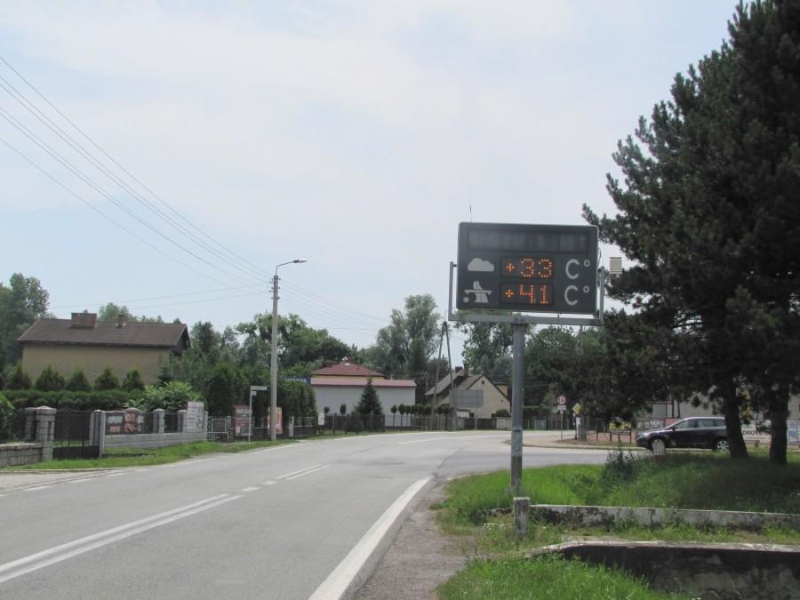 Temperatura o 12.00. Jak w piekarniku.