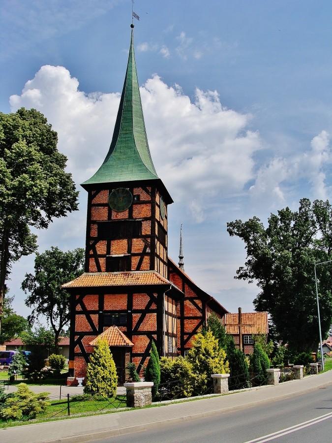 Kościół Najświętszego Serca Pana Jezusa w Stegnie.