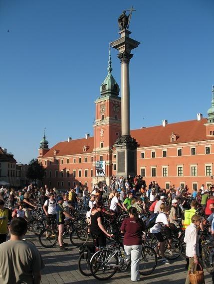 zbiórka tradycyjnie na Placu Zamkowym