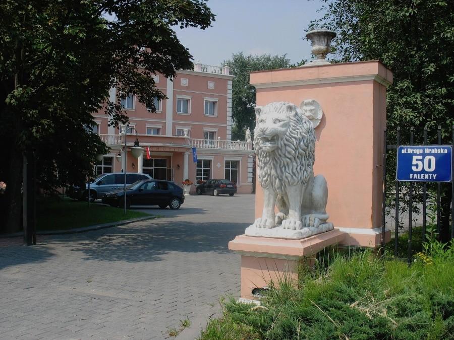 Falenty - Hotel Hrabski