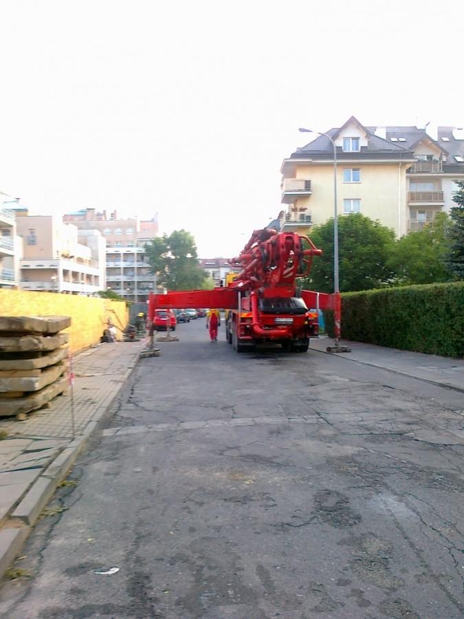 Z drugiej strony jezdni