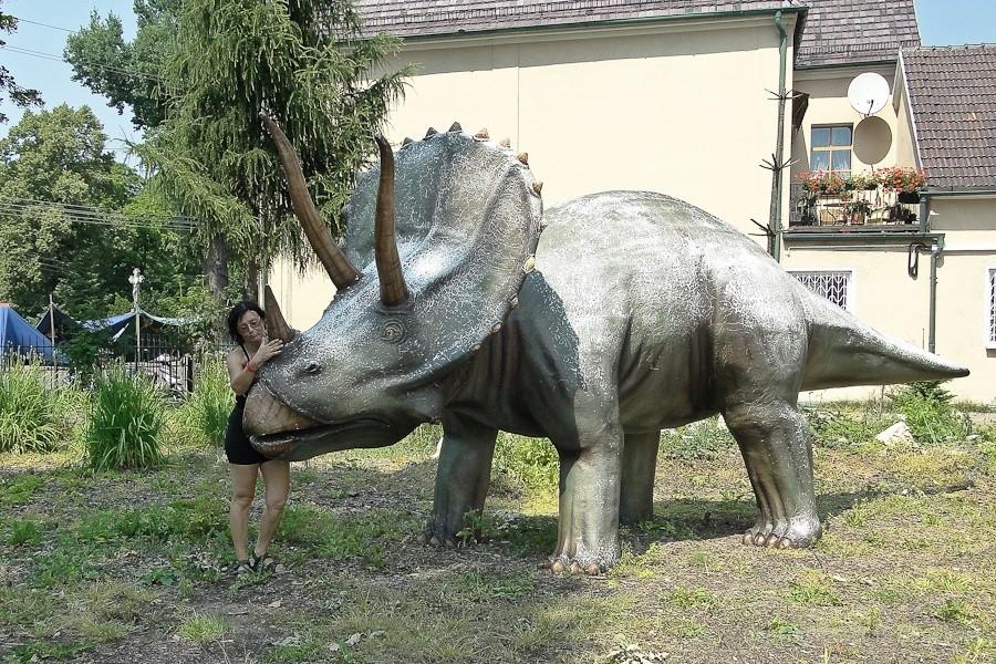 dama z triceratopsem ;-)