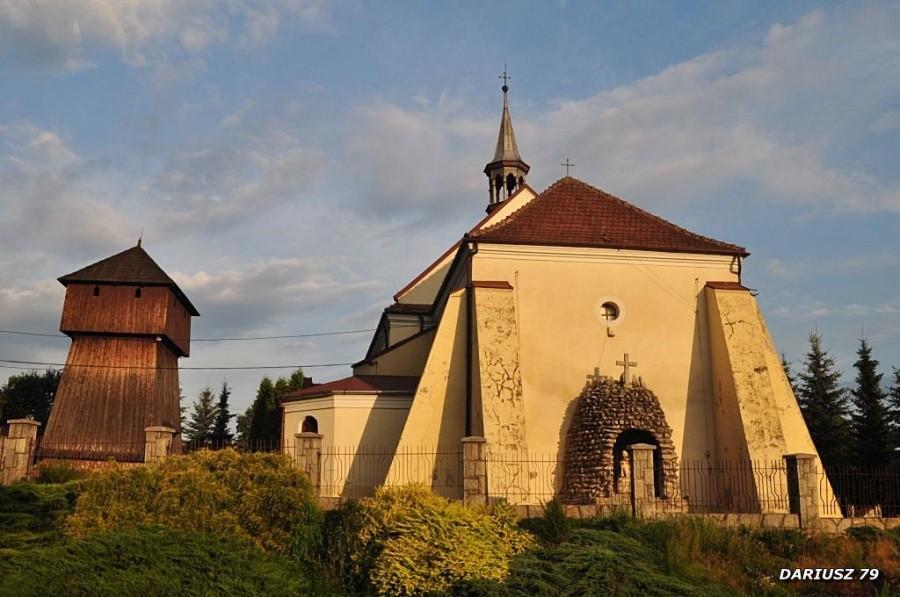 Kościół p.w. św. Bartłomieja Apostoła w Porębie Spytkowskiej