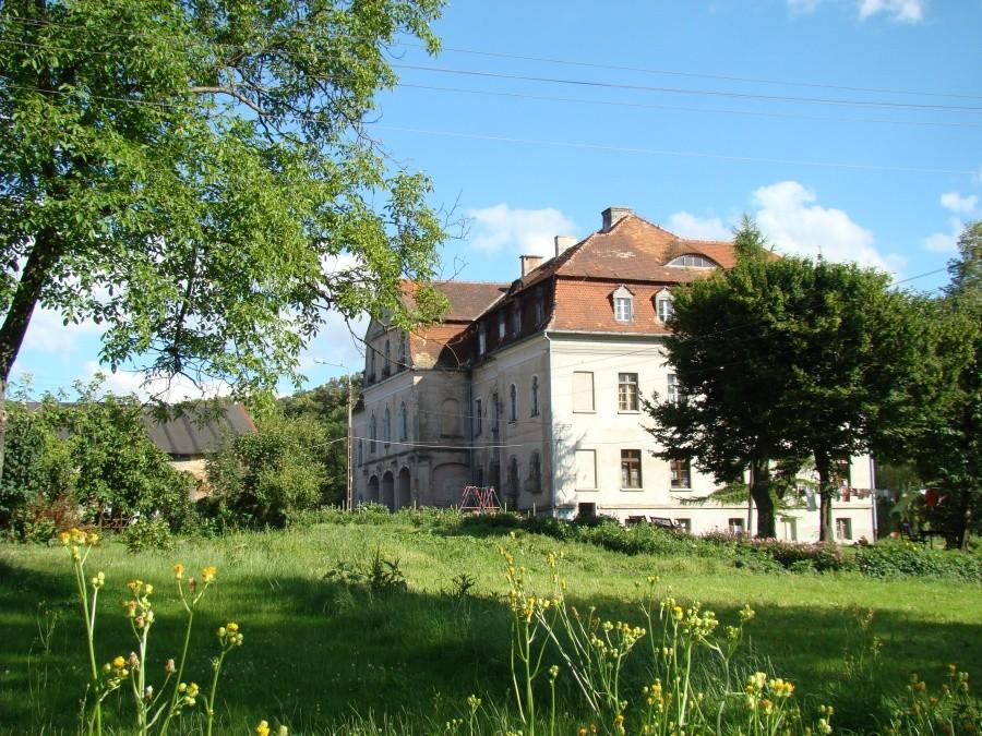 Pałac w Jerzmanowej