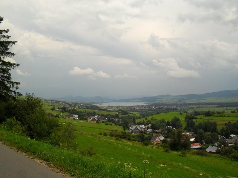 Jezioro Czorsztyńskie z zjazdu