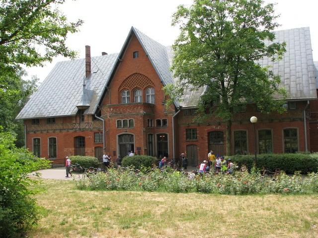 Siedziba Fundacji Piękniejszego Świata w Skłudzewie
