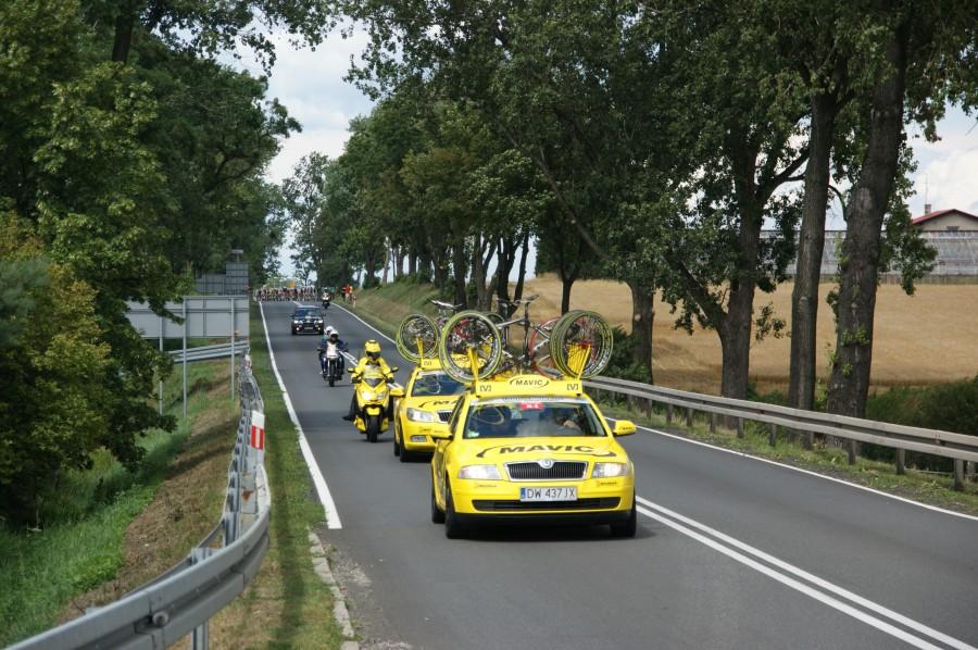 Zapas rowerów i felg dla kolarzy z Tour de Pologne
