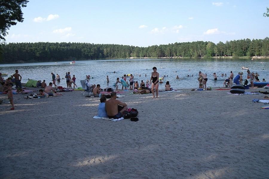 Nad jeziorem Srebrnym też spory tłum