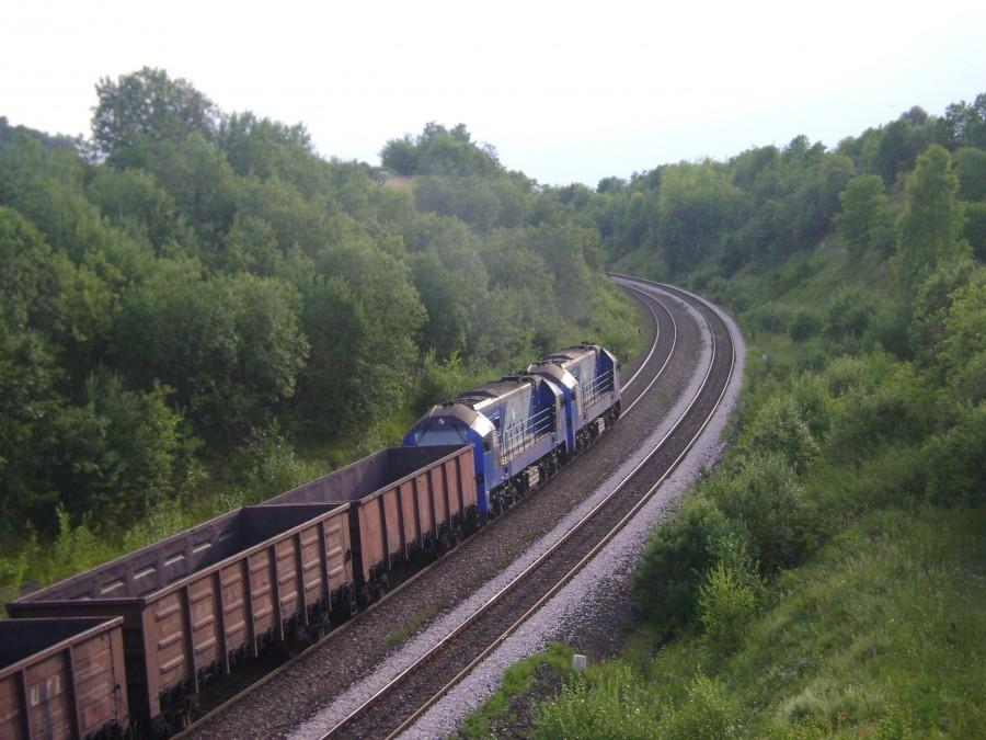 ST40 PKP LHS walczą z podjazdem w Szozdach