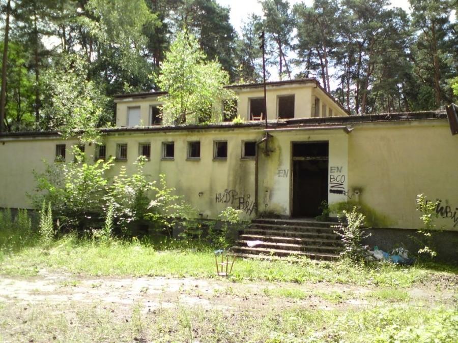 Dawny teren szpitalny - stołówka