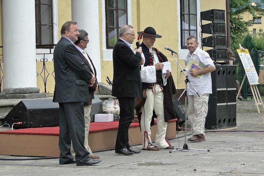 starosta bielski otwiera imprezę