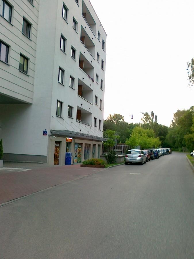 Wola od zaplecza. Nowe budynki