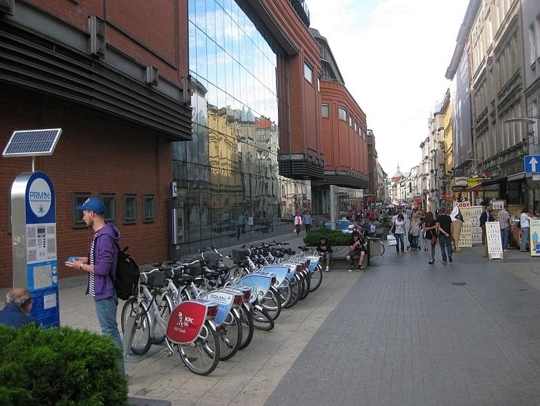 Poznań ul. Półwiejska (deptak)