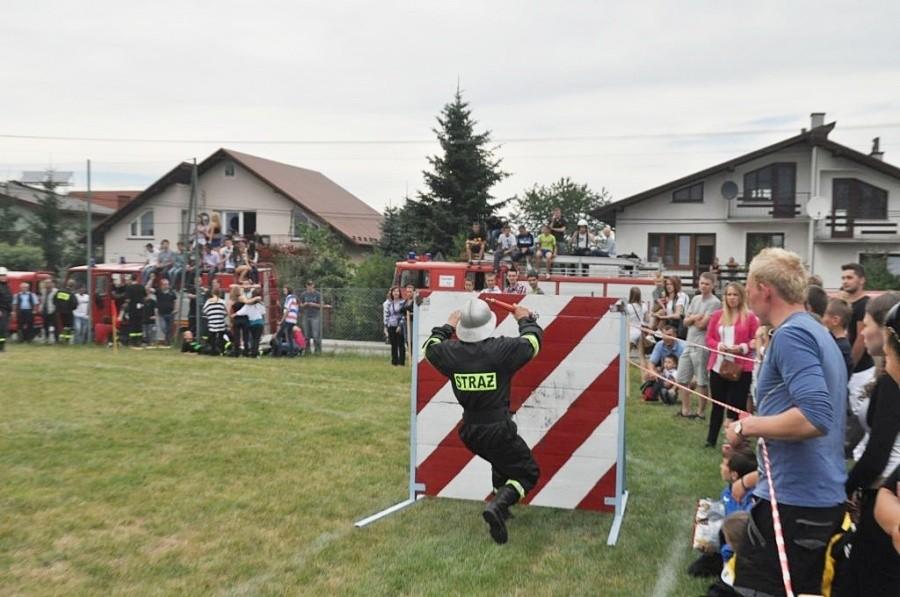 Gminne Zawody Sportowo-Pożarnicze w Woli Dębińskiej