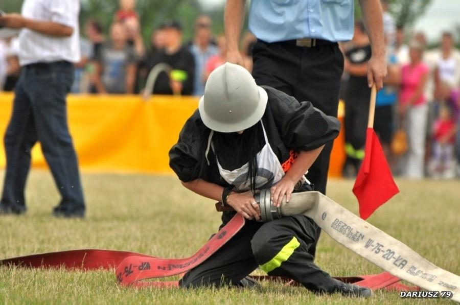Gminne Zawody Sportowo-Pożarnicze w Woli Dębińskiej