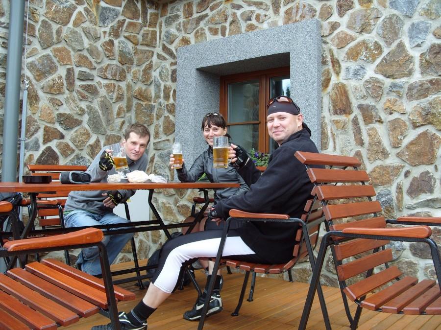 Wreszcie pierwszy odpoczynek i pierwsze zimne w zimny dzień.