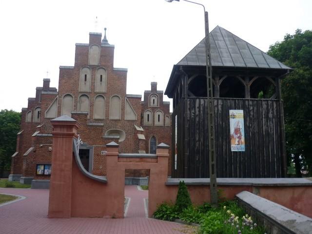... kościół pw. Św. Augustyna w Bratoszewicach