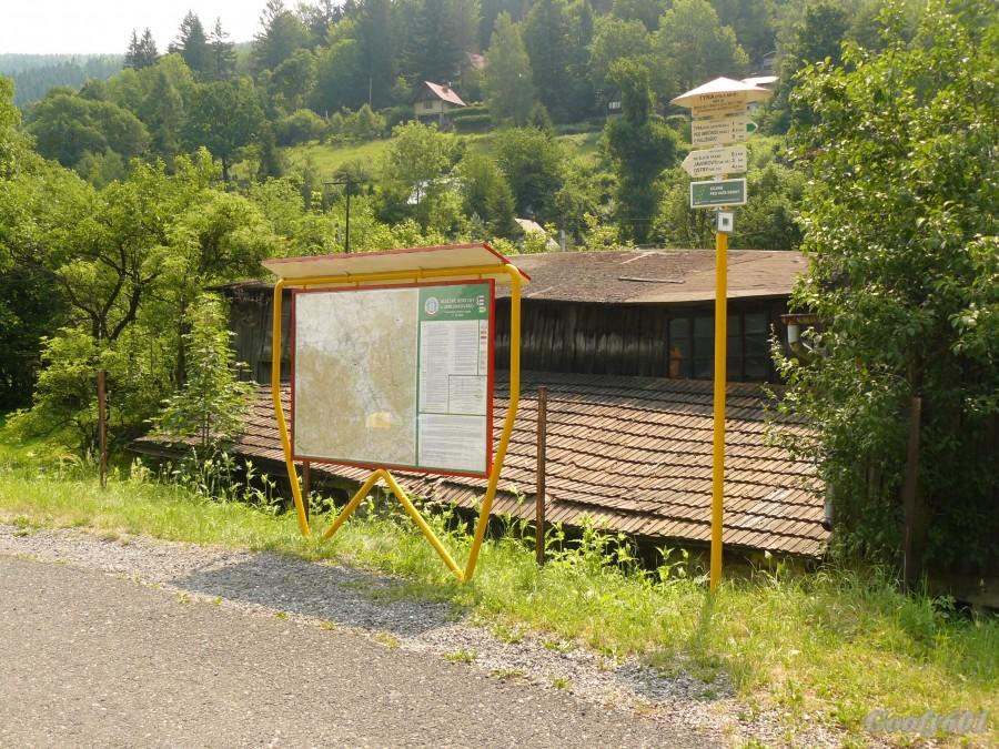 Tyra, pętla autobusowa - mapa okolicy.