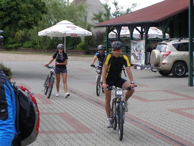Peta Orbita 2012 - darekk67 dociera na obiad w Brynku.