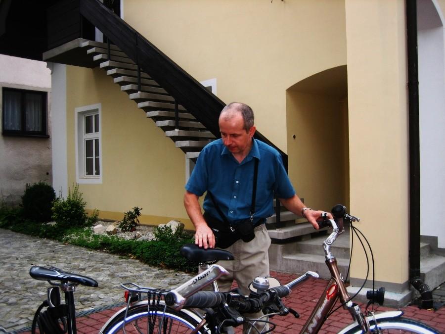 odbieramy rowery i powrót - uciekamy przed zapowiadającym się deszczem