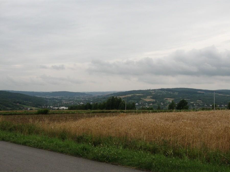 Trochę widoków- po prawej Grochowiczna.