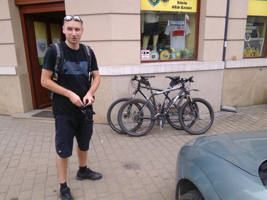 Katowice: Pod sklepem kibica GKS