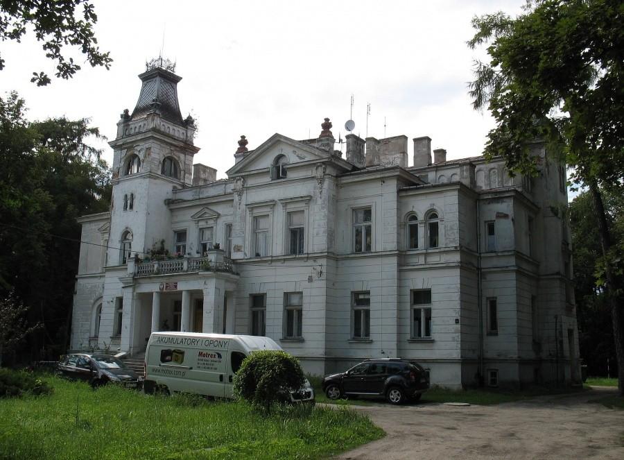 Wola Boglewska - pałac, od frontu