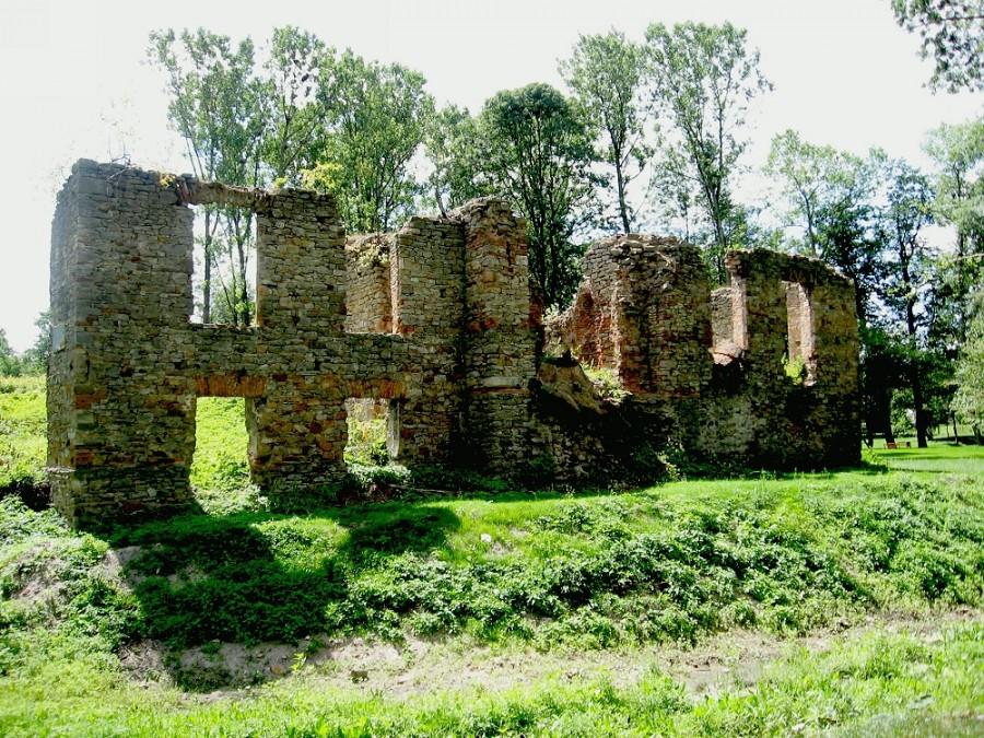 Fałków - ruiny zamku