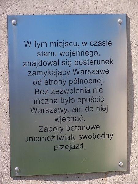 Tablica na pomniku