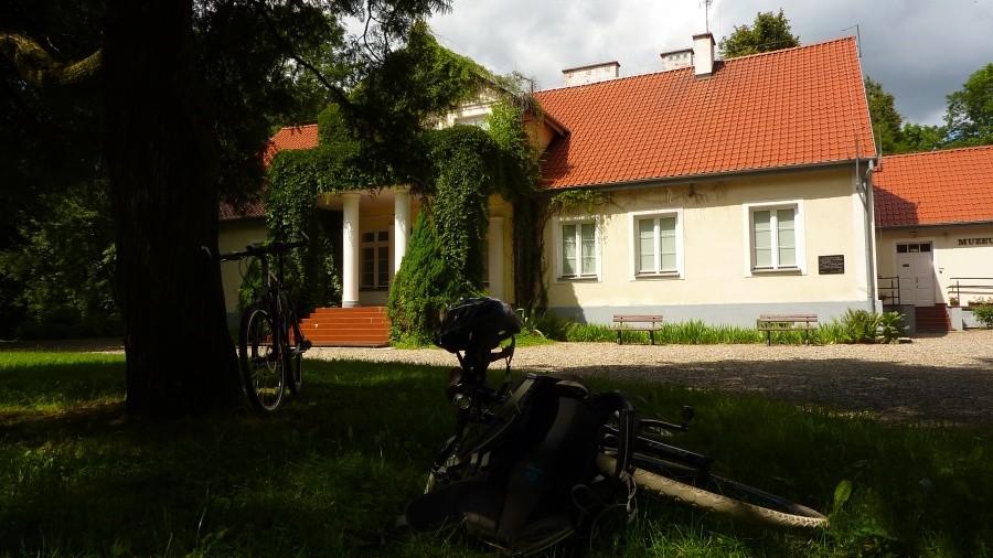 Dworek Aleksandry Bąkowskiej, właścicielki Gołotczyzny.