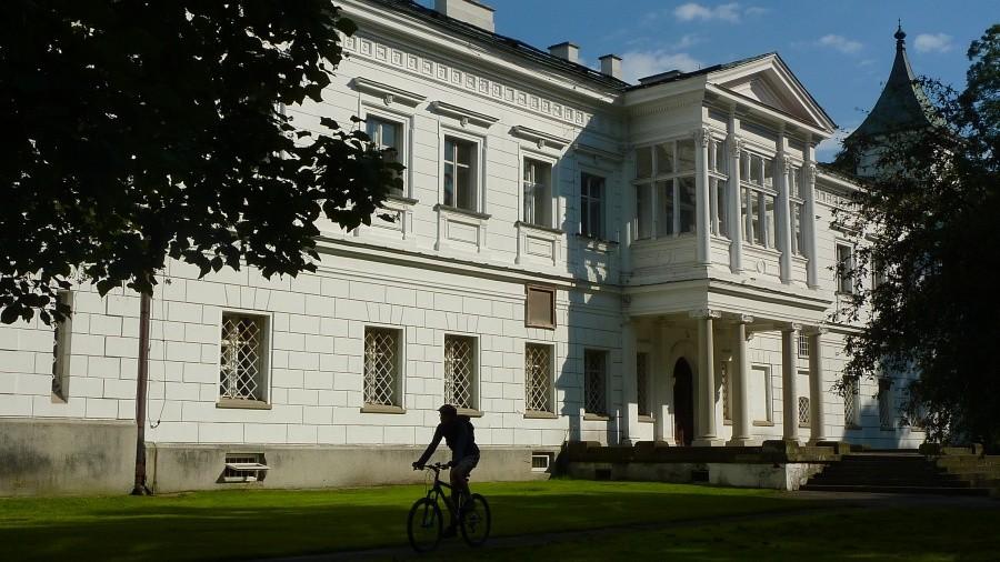 Pałac w Falentach