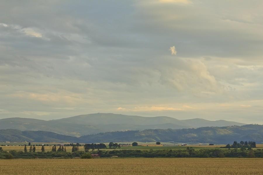 Przestrzeń...