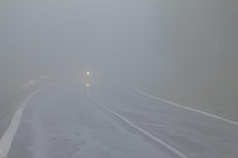 Przełęcz Czertowice (Certowice 1238 m.n.p.m.) we mgle.