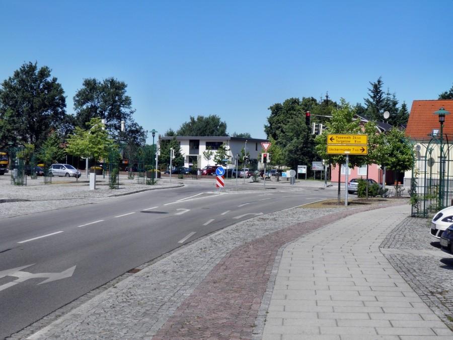 Centrum Eggesin - może dla bikerów będą ciekawe dane z drogowskazów.