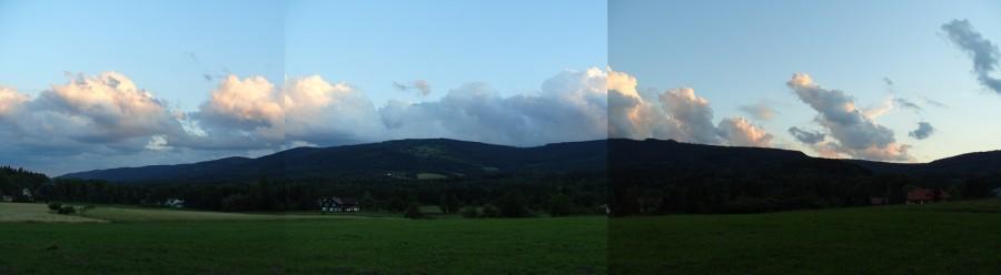 Panorama na góry Bystrzyckie o zmierzchu.