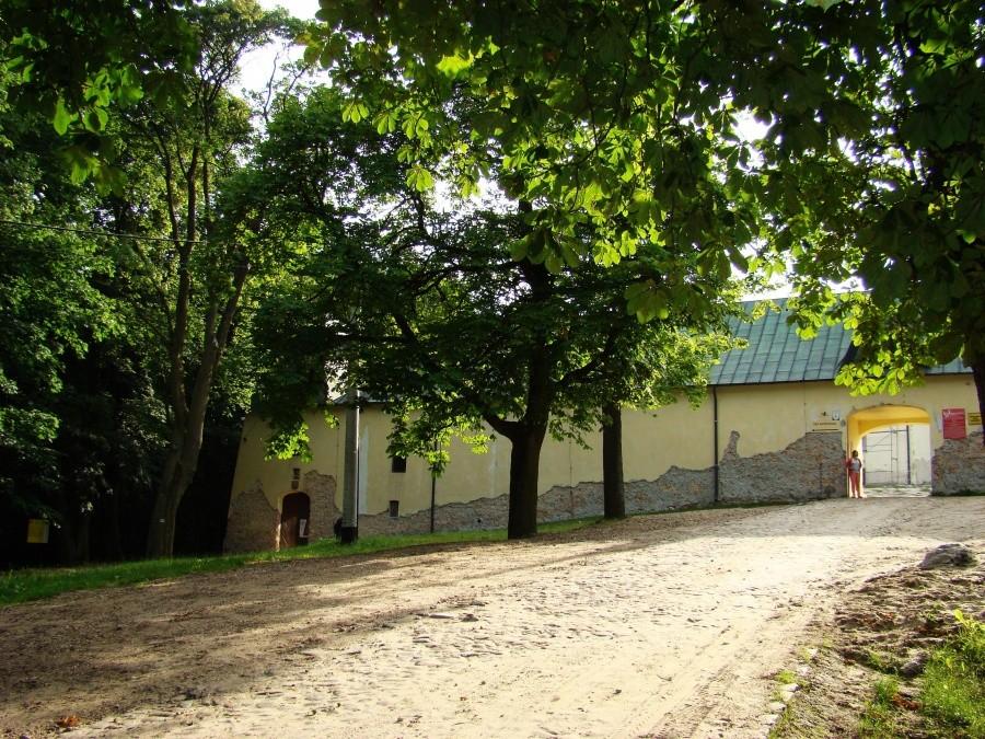 Dawny klasztor o.o. bernardynów na Karczówce w Kielcach