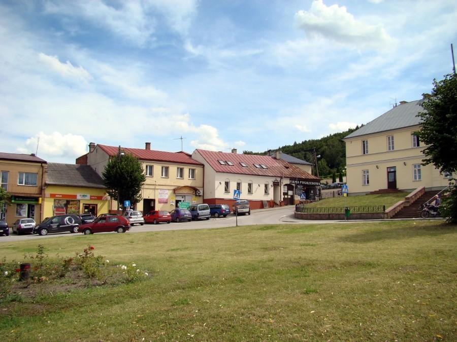 Rynek główny w Chęcinach