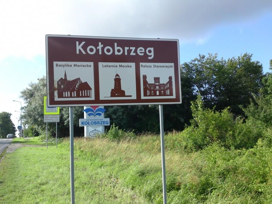 Tablica informująca o lokalnych atrakcjach