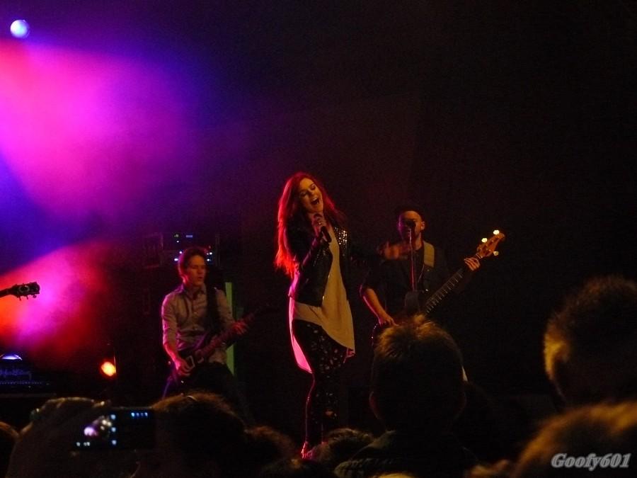 Ewa Farna z zespołem - Ujsoły 2012